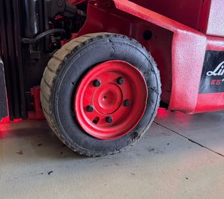 CARRETILLA ELEVADORA SEGUNDA MANO BATERIA NUEVA