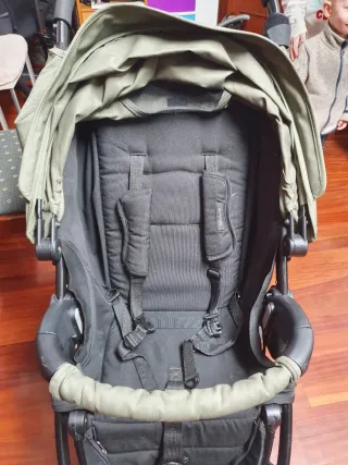 Cochecito Britax B-Agile Plus Verde Militar