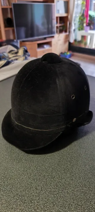 Casco de equitación negro