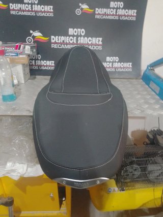 YAMAHA X MAX 250 2007 CARBURACION