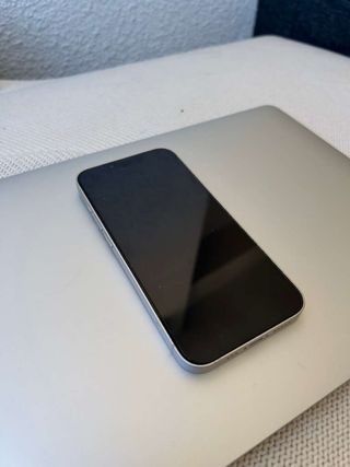 iPhone 13 Blanco - 128GB (9.5/10)