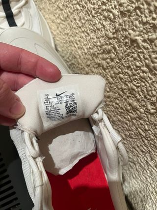 Nike Playeros Blancos, Azules y Rojos