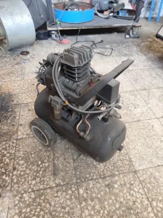 Compresor Cevik 24L