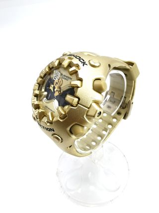 Reloj Casio G-Shock GA-V01A-9A Dorado