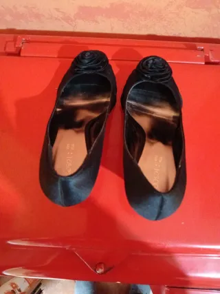 Scarpe eleganti in raso nero