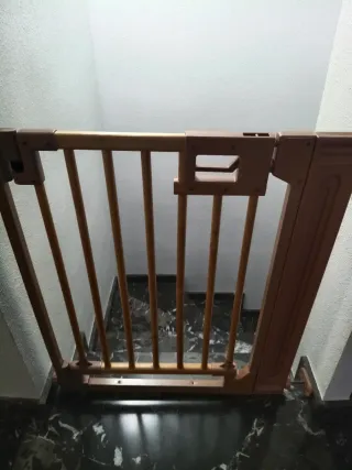 Barrera de seguridad madera y metal