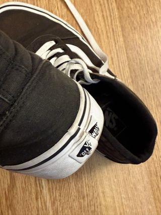 Zapatillas Vans Marrones y Negras