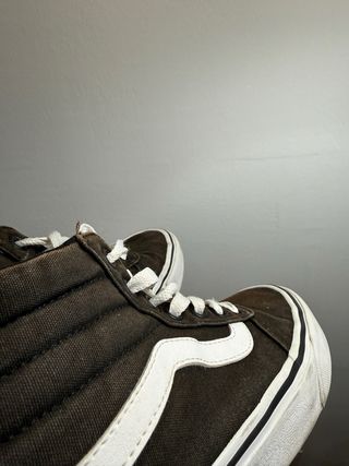 Zapatillas Vans Marrones y Negras