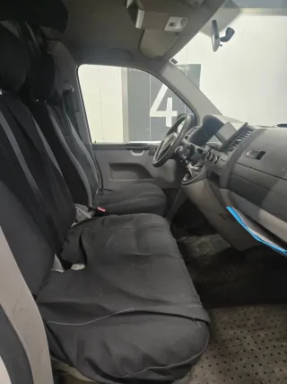 Volkswagen Transporter T5 2011