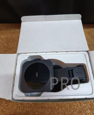 Caricabatterie Wireless Magnetico HaloLock ESR per cruscotto, compatibile con MagSafe, supporto per cruscotto compatibile con iPhone 15/15 Plus/15 Pro/15 Pro Max e iPhone 14/13/12, Nero