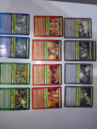 Lote di Figure Gormiti e Carte