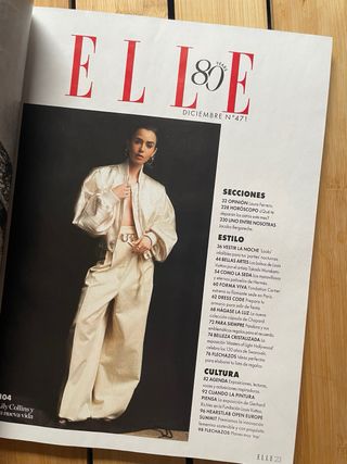 Revista LILY COLLINS