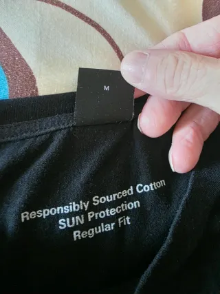 Camiseta BOSS Negra Logo Blanco