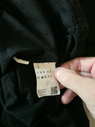 Camiseta BOSS Negra Logo Blanco