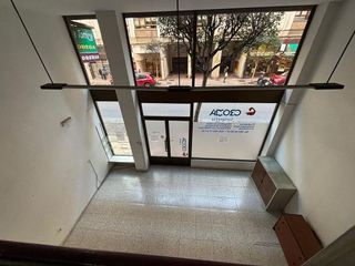 Local comercial en alquiler en Laviada en Gijón