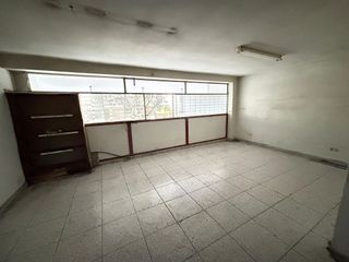 Local comercial en alquiler en Laviada en Gijón