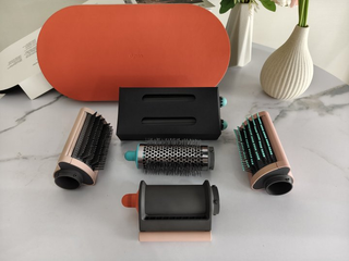 Dyson    Airwrap      complete      long