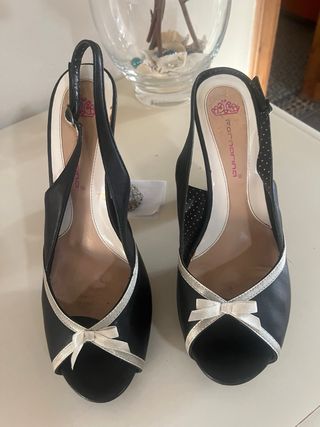 Zapatos de salón Fornarina tacón alto