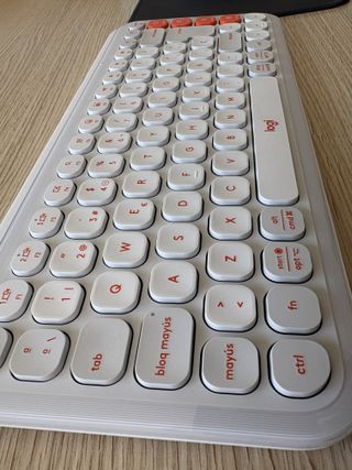 Pack Teclado, Ratón y alfombrill Logitech para Mac