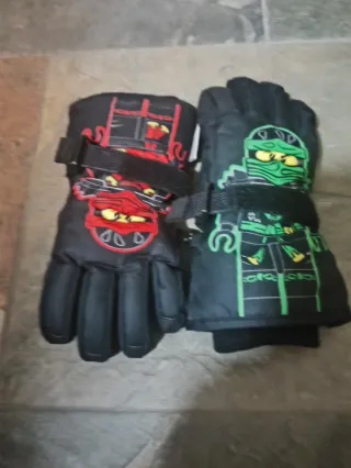 Guantes de nieve  Invierno Ninjago y Demonio
