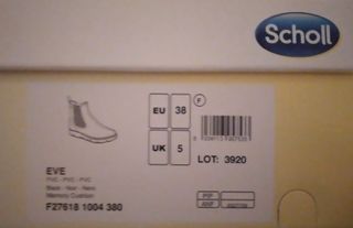 Stivaletti neri lucidi