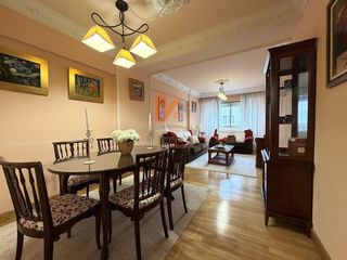 Piso en alquiler en Ensanche - Sar en Santiago de Compostela