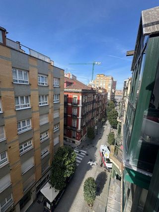 Oficina en alquiler en Centro en Gijón