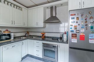 Casa adosada en venta en Zubia (La)