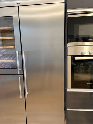 Nevera y Congelador y Vinoteca AEG