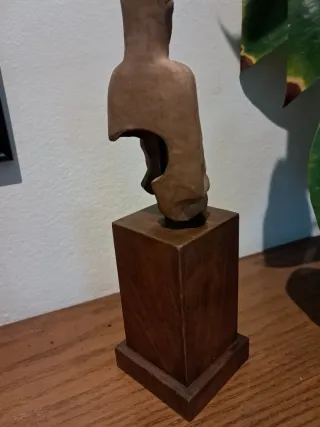 Réplica Estatuilla Necrópolis Griega