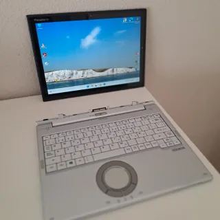 Panasonic CF-XC Portátil +  Tablet
