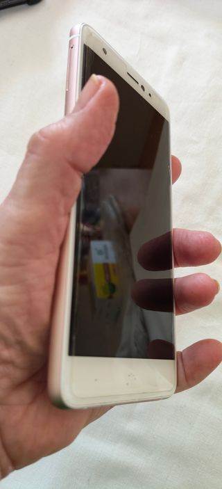 BQ Aquaris X Dorado y Blanco