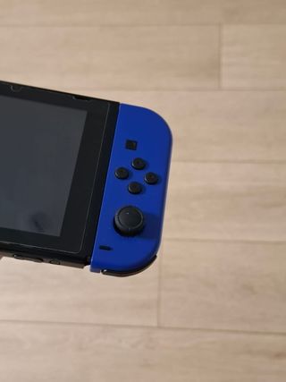 Nintendo Switch Azul y Amarillo
