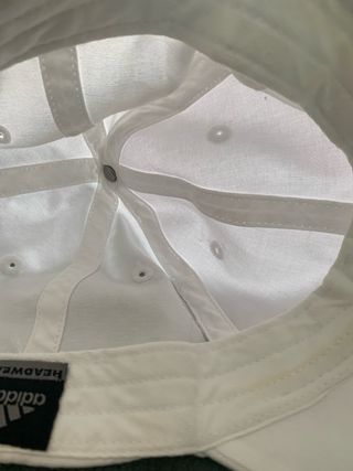 Gorra Adidas Blanca y Roja