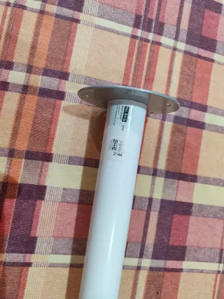 Pata de escritorio IKEA metálica