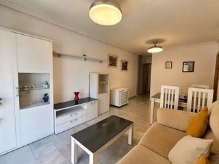 Piso en alquiler en Plaza de Toros - Santa Rita en Almería