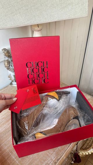 Zapatos Carolina Herrera ante y piel