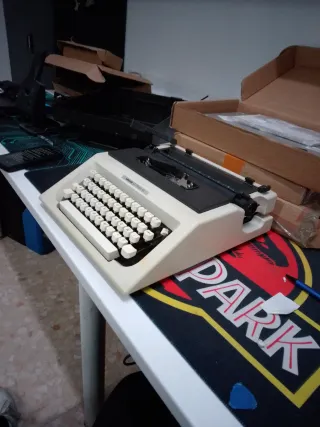 Olivetti Lettera 40 Vintage - Teclado Español