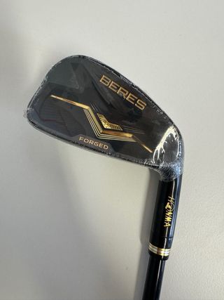 Hierros 7 Honma Beres y TaylorMade M2