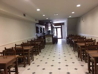 Local comercial en venta en Bisbal d´Empordà, La