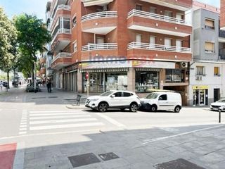 Local comercial en venta en Gavarra en Cornellà de Llobregat