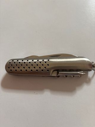 Navaja multiusos de acero inoxidable