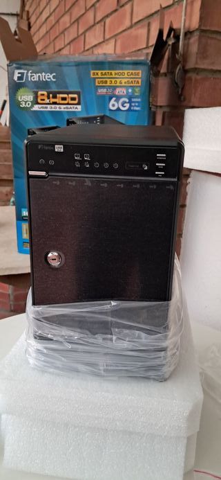 FANTEC QB-X8US3-6G Carcasa 8 HDD USB 3.0