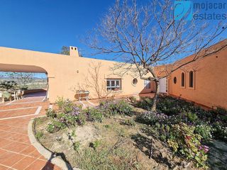 Chalet en venta en Vera Ciudad en Vera