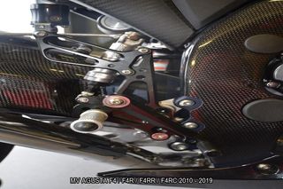 Estriberas retrasadas MV AGUSTA F4 R RR 2010 2019