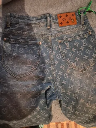Vaqueros Louis Vuitton Monogram