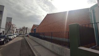 Nave industrial en alquiler en Aeropuerto en Madrid