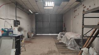 Nave industrial en alquiler en Aeropuerto en Madrid