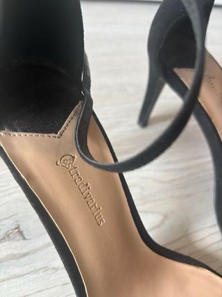 Zapatos de tacón negros Stradivarius