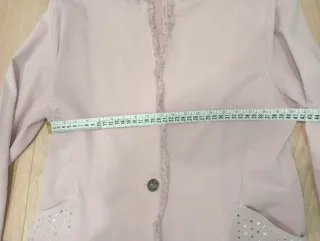 Chaqueta larga rosa con pedrería